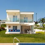 Sani Beverly Hills Luxury Hébergement de vacances