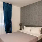 Sani Beverly Hills Luxury