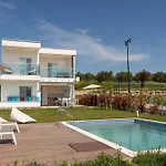 Sani Beverly Hills Luxury Hébergement de vacances Sani (Chalkidiki)