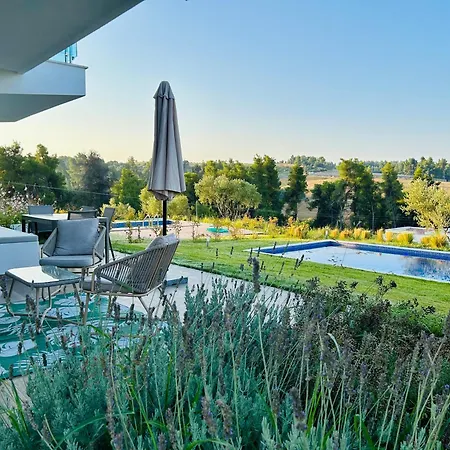 Sani Beverly Hills Luxury Ваканционна къща
