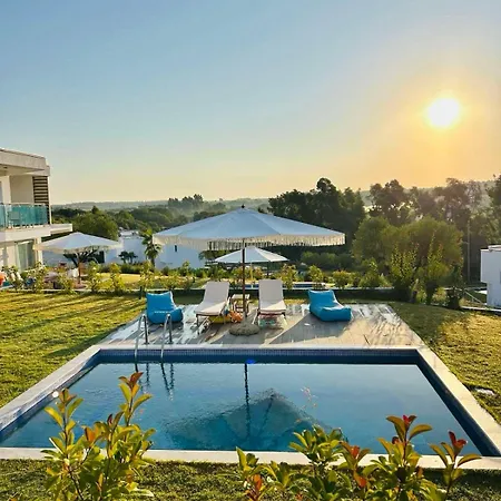 Sani Beverly Hills Luxury Vakantiehuis