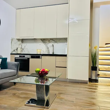 Dom wakacyjny Sani Beverly Hills Luxury