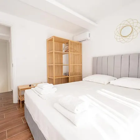 Dom wakacyjny Sani Beverly Hills Luxury *