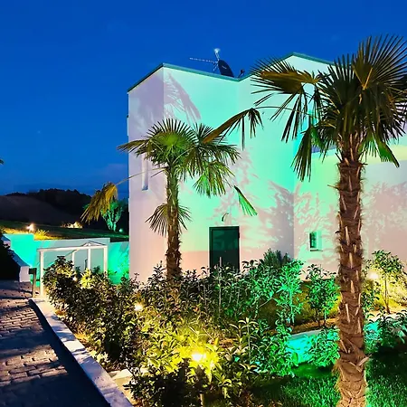 Sani Beverly Hills Luxury Vakantiehuis *