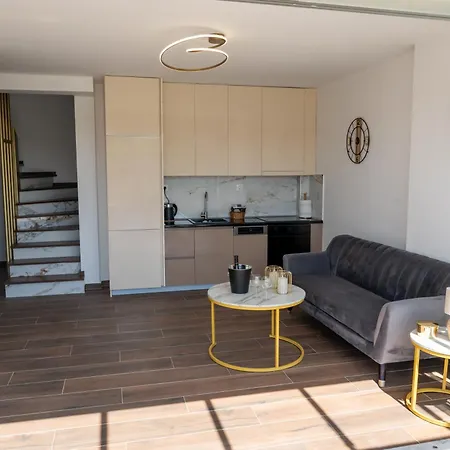 Sani Beverly Hills Luxury *