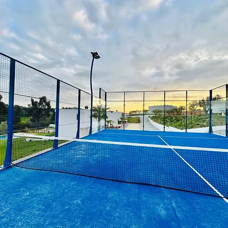 Sani Beverly Hills Luxury Dom wakacyjny