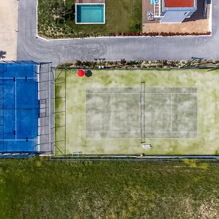 Sani Beverly Hills Luxury Dom wakacyjny