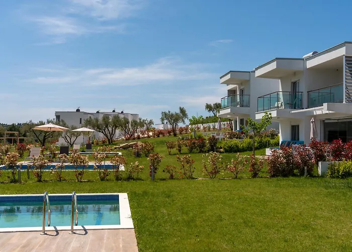 Ferienhaus Sani Beverly Hills Luxury *